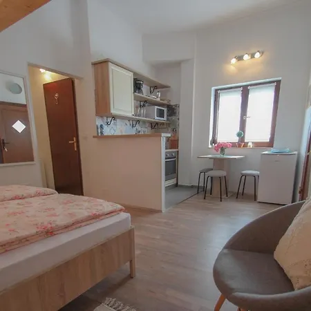 Lana Apartmán *